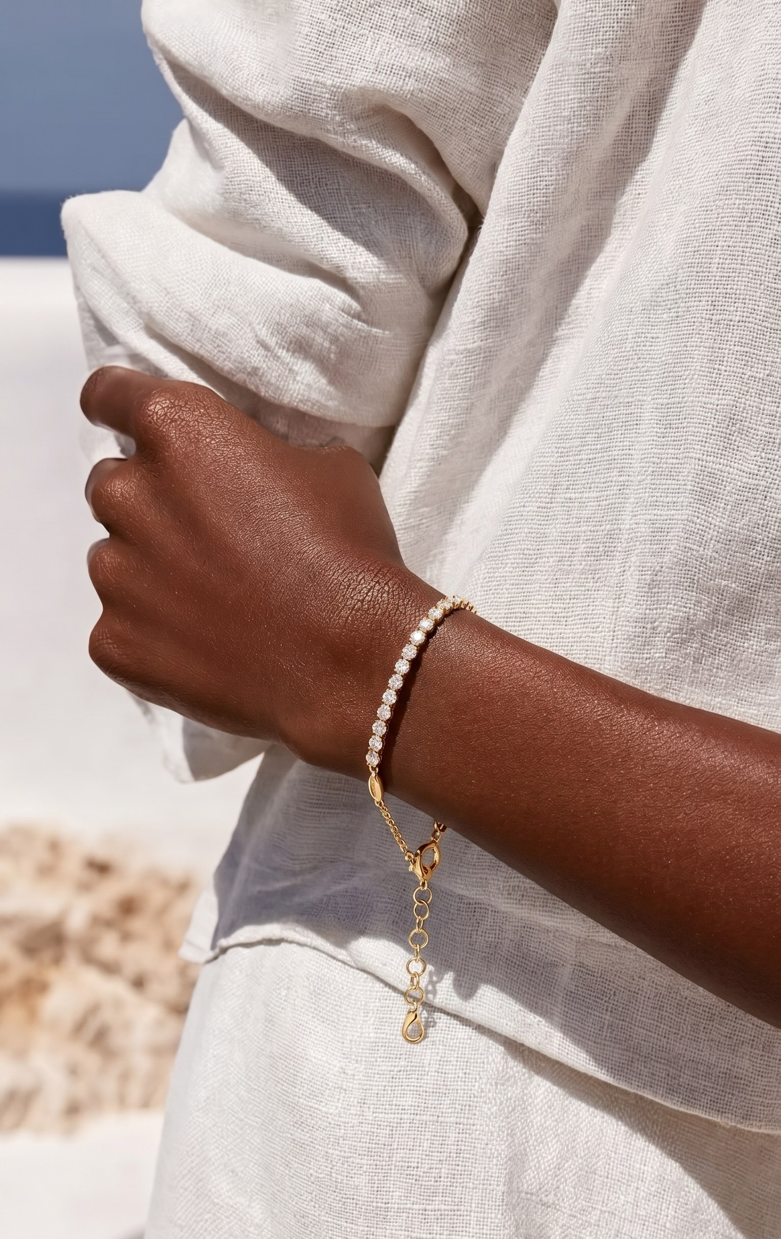 HALF DIAMOND TENNIS CHAIN BRACELET