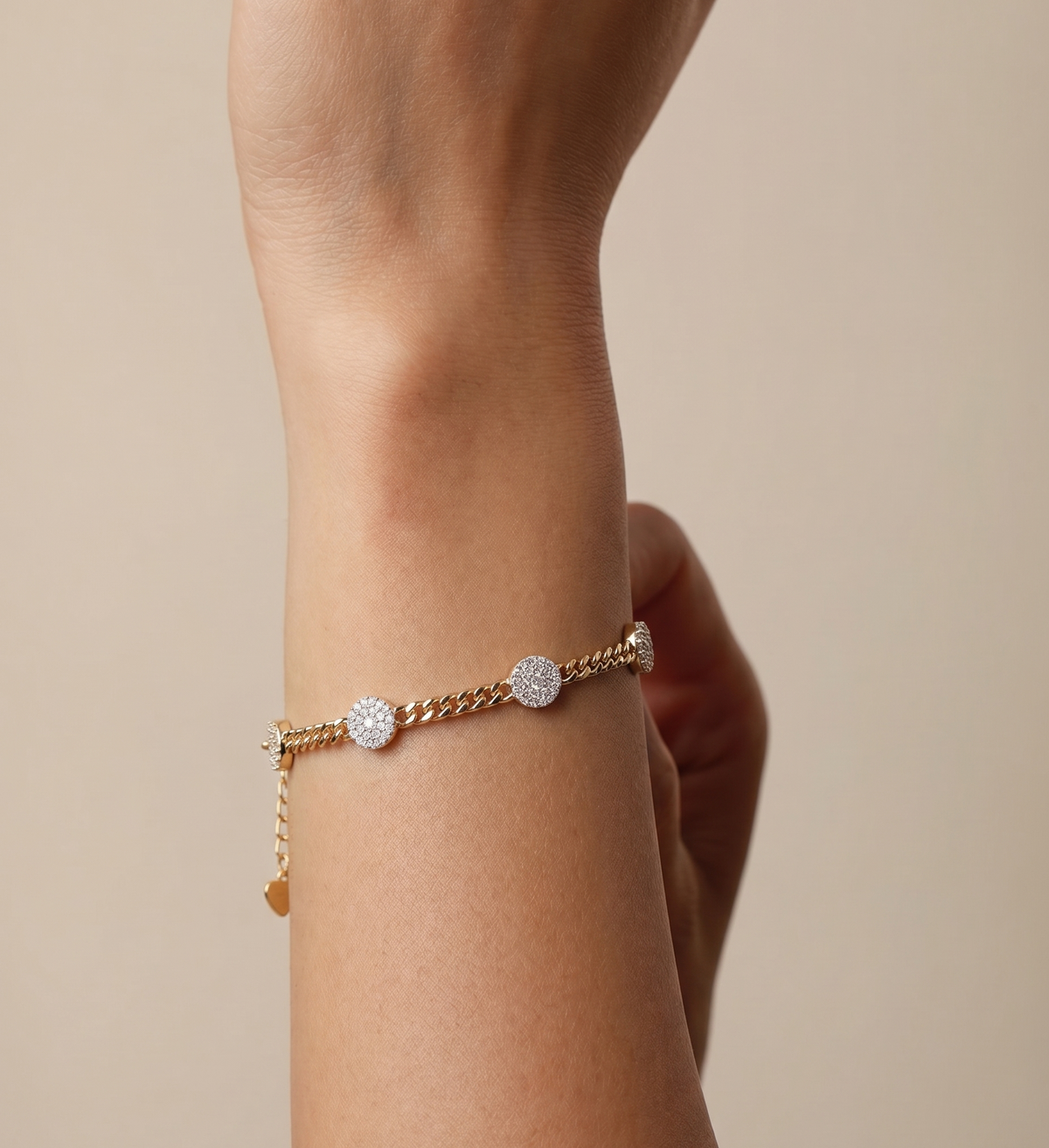 CUBAN DIAMOND CIRCLE BRACELET