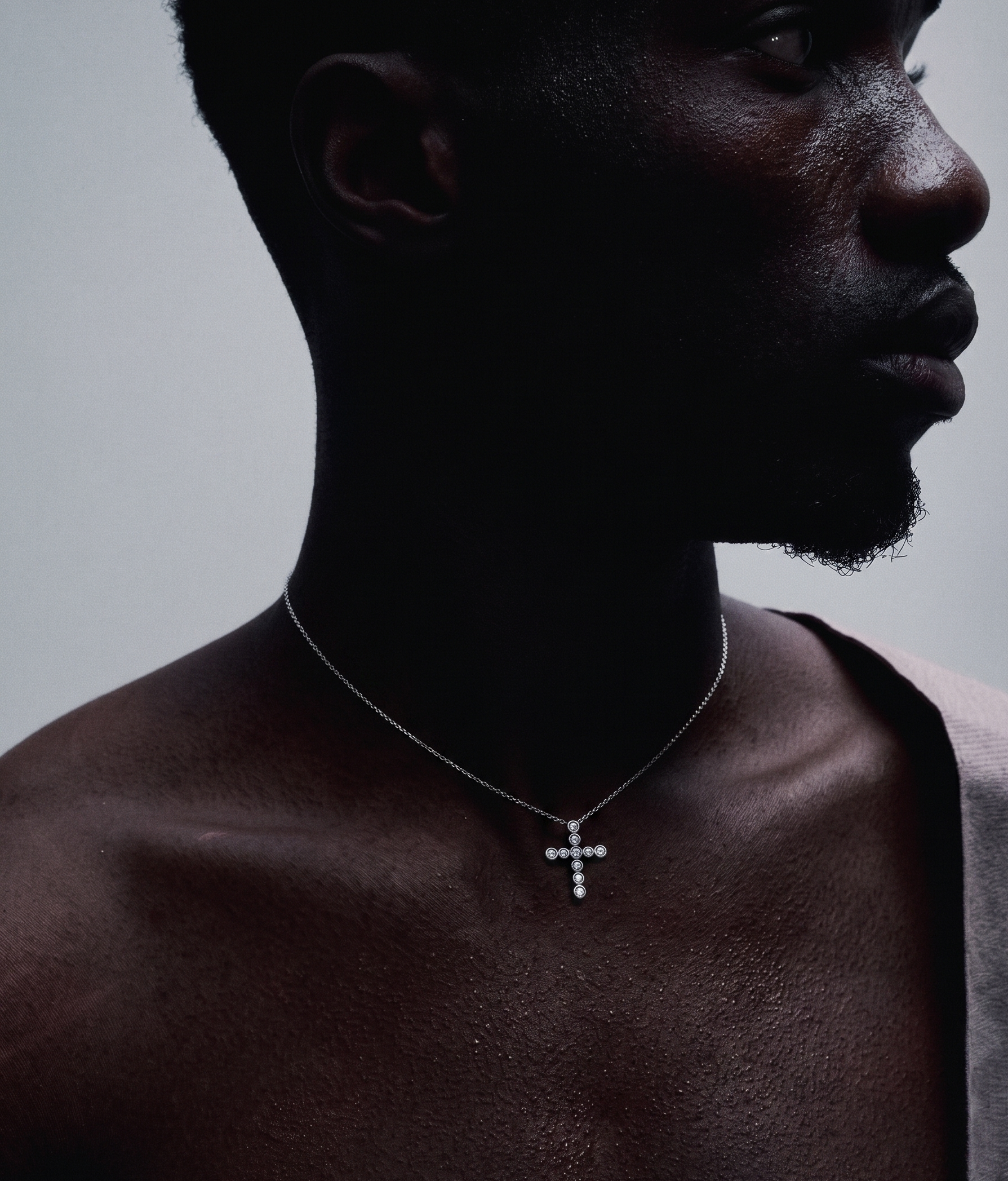 DIAMOND BEZEL CROSS NECKLACE