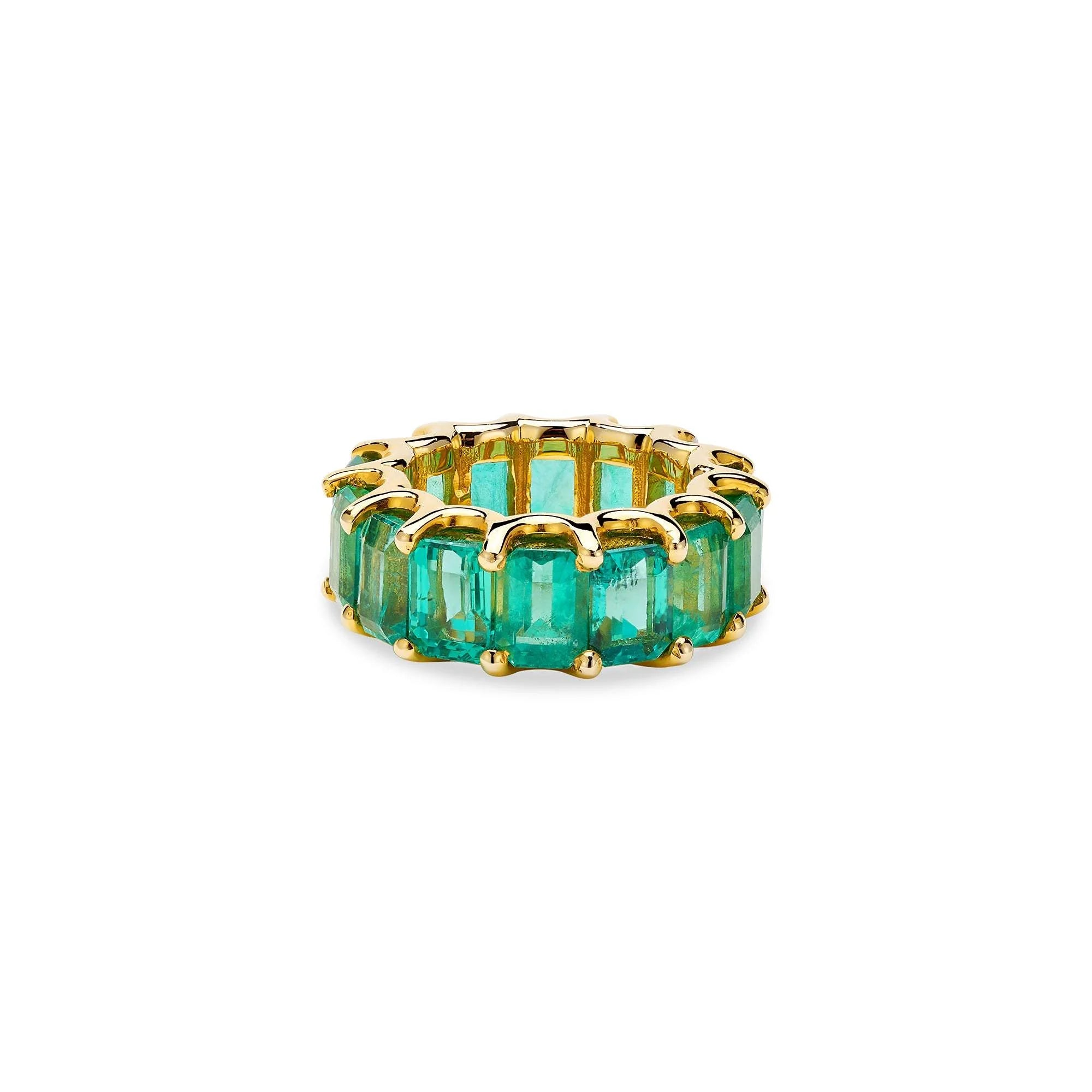 GREEN STONE RING