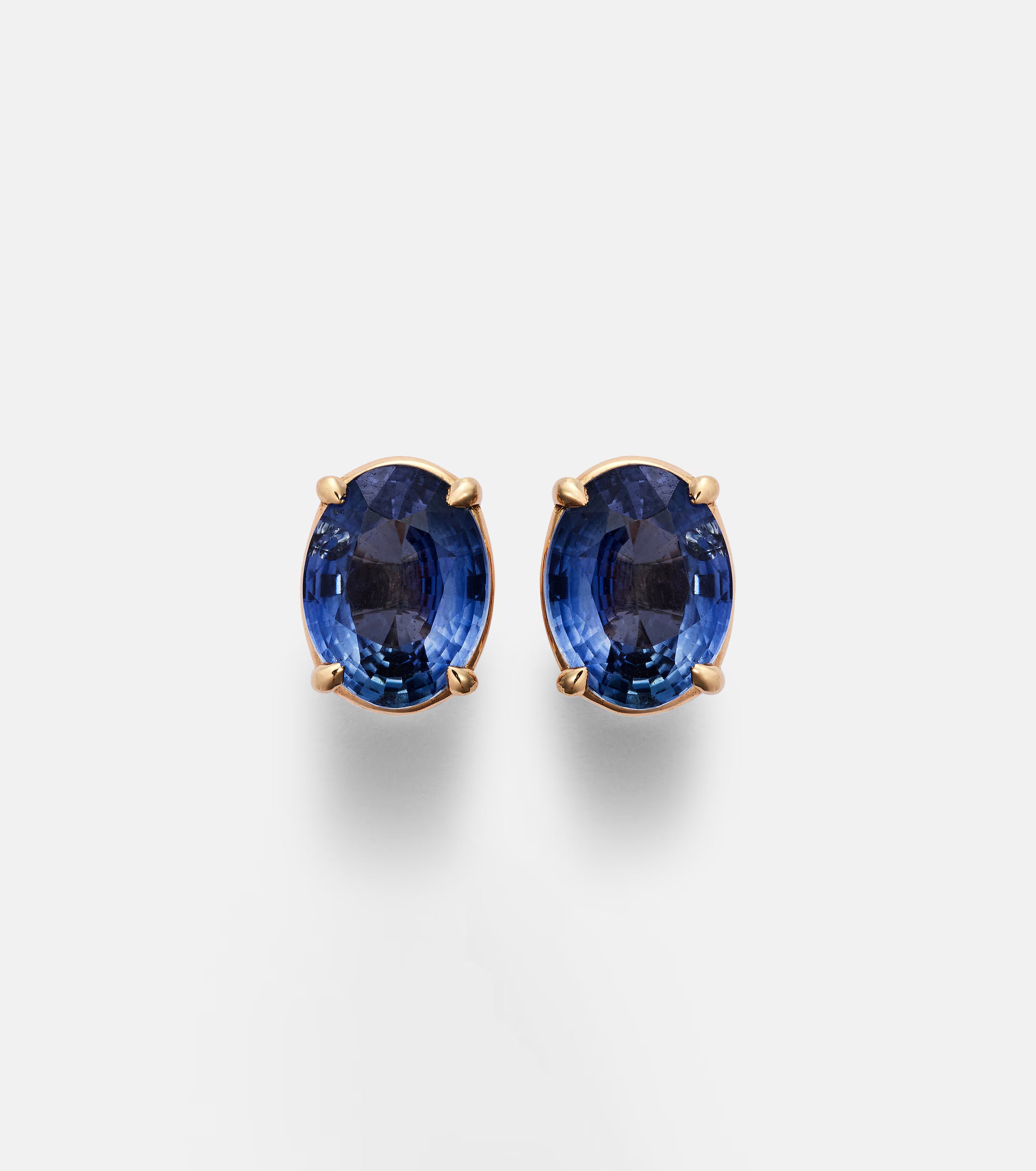 EARRINGS WITH BLUE SAPPHIRES