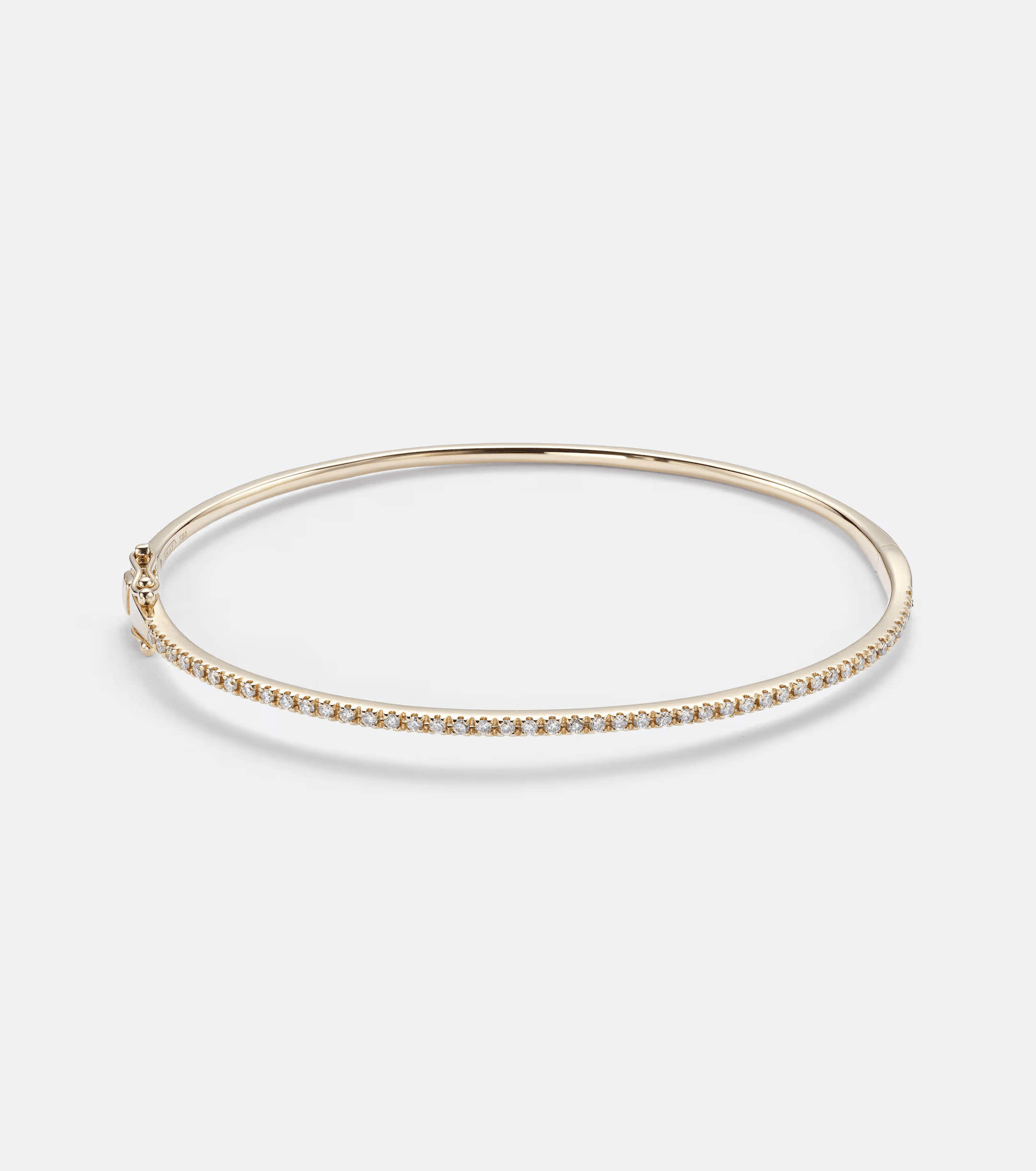SINGLE ROW BRACELET WITH DIAMONDS