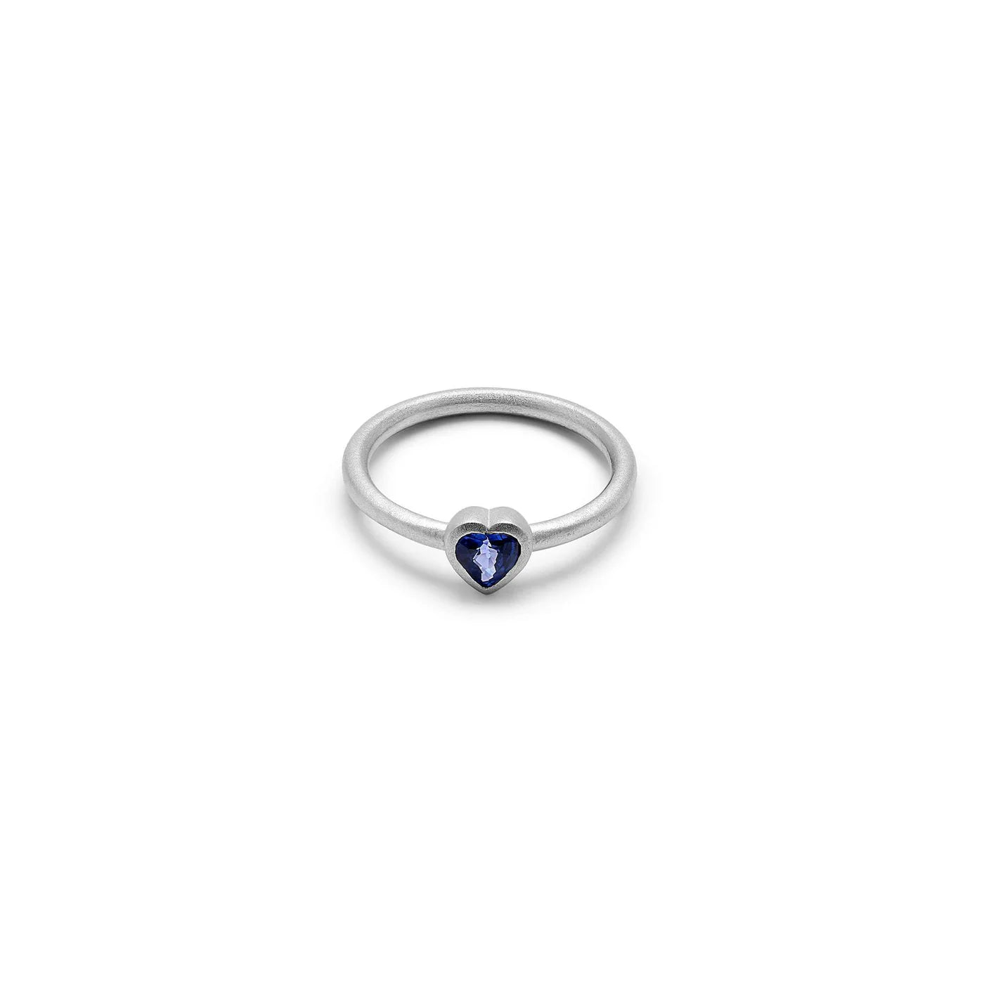 SAPPHIRE HEART RING